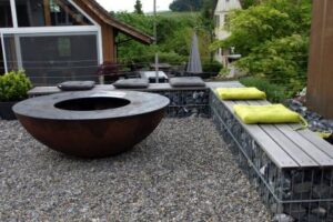 10-10-1000-005 Sitzplatz Feuerschale und Hochbeet